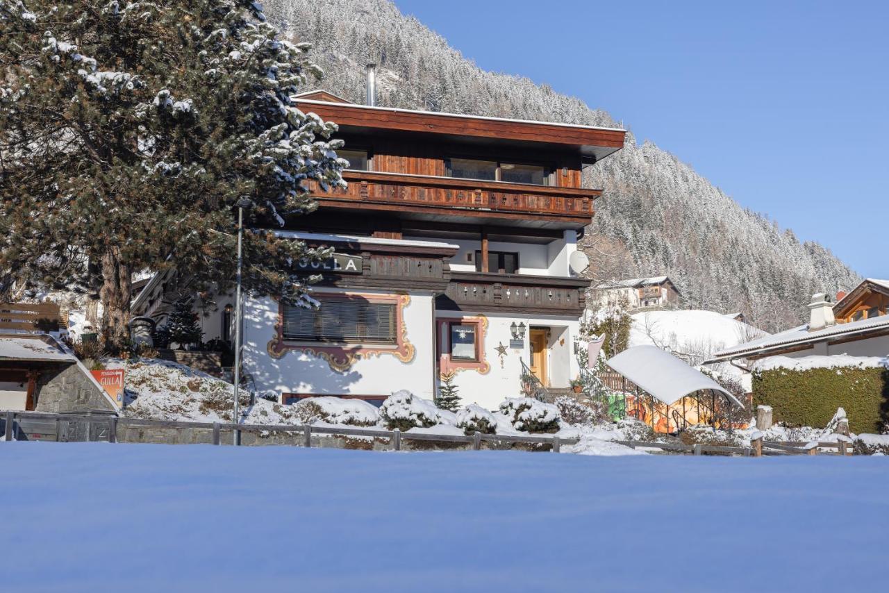 Pension Gulla - Ferienhaus Appartements B&B Neustift im Stubaital Ngoại thất bức ảnh