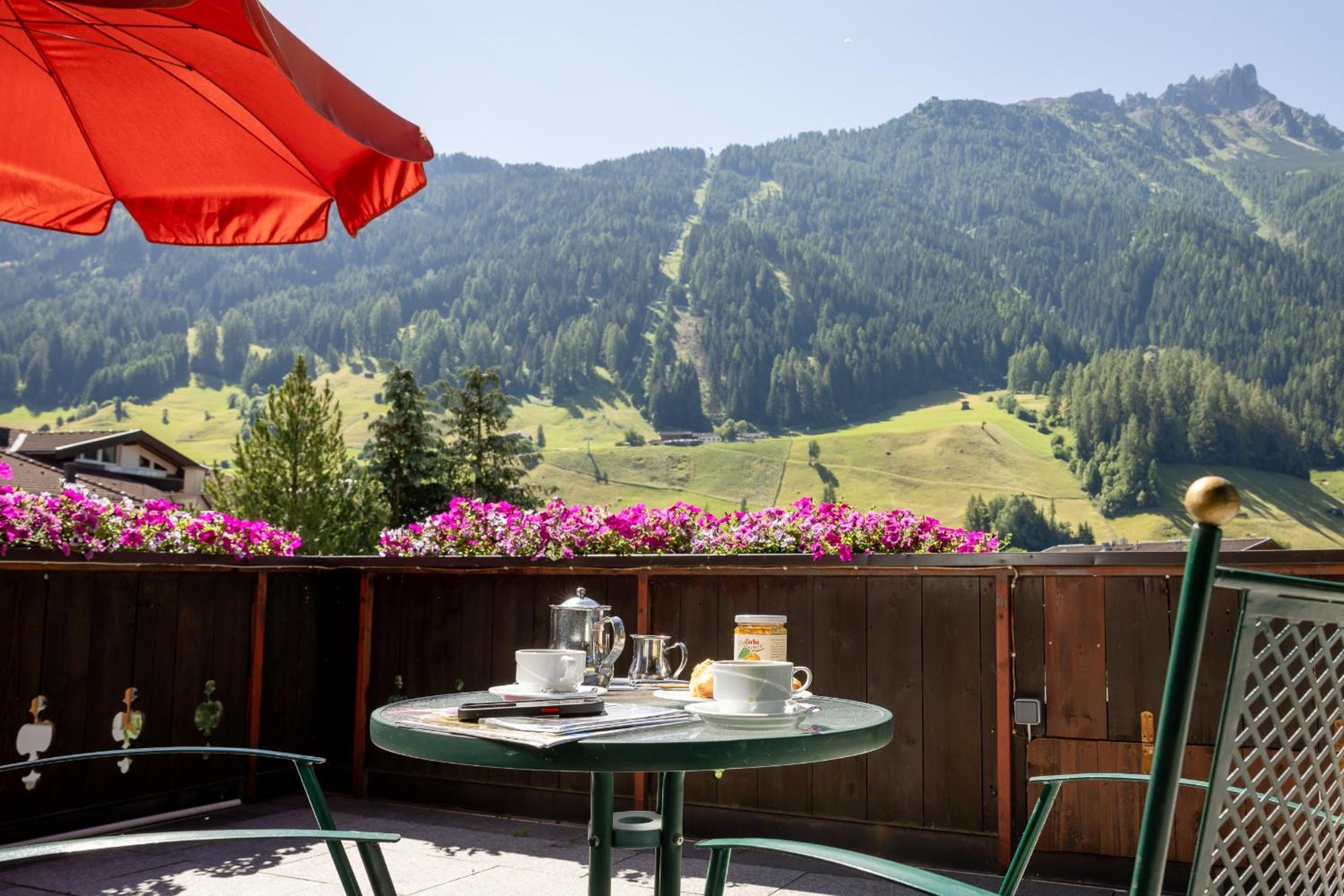 Pension Gulla - Ferienhaus Appartements B&B Neustift im Stubaital Ngoại thất bức ảnh