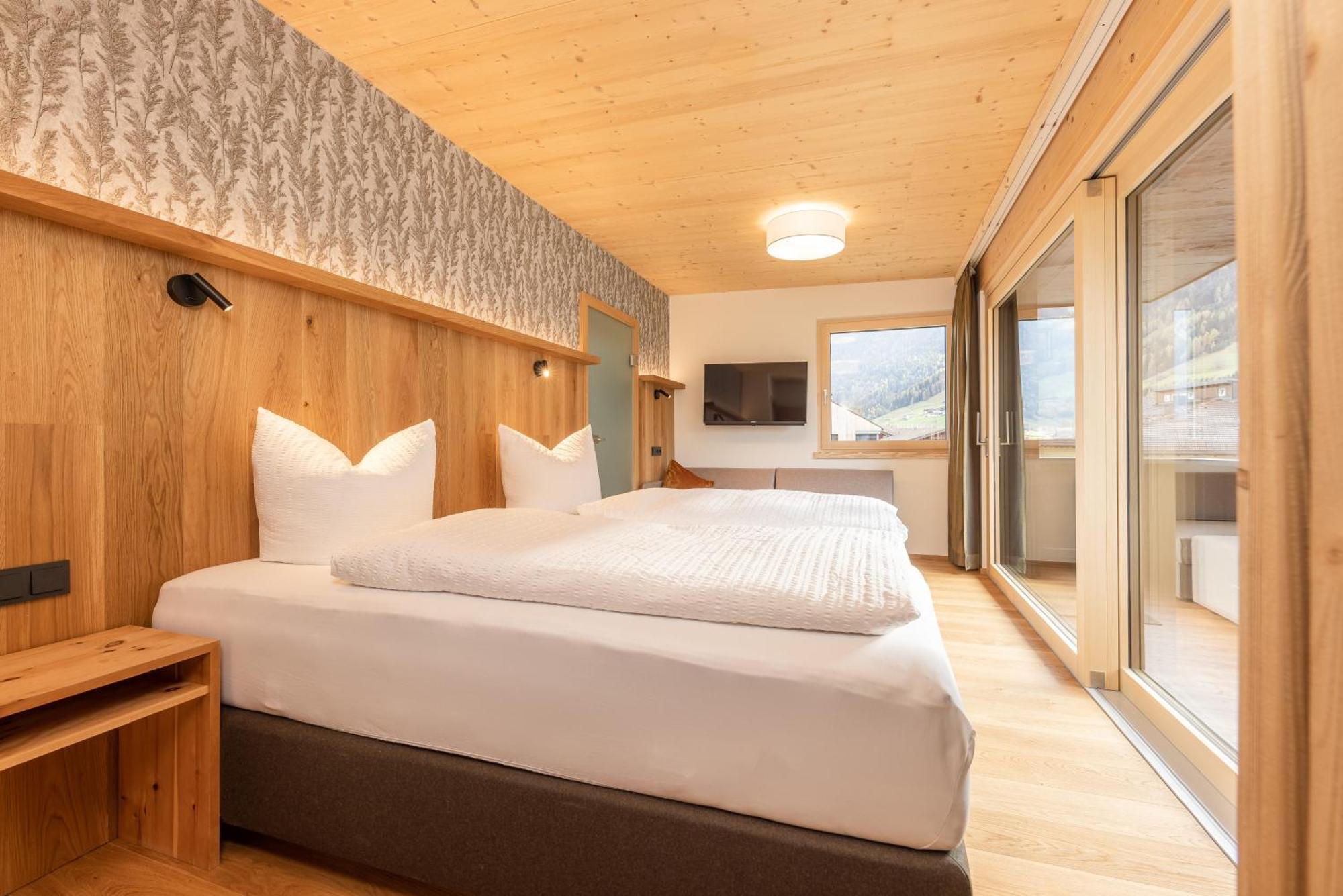 Pension Gulla - Ferienhaus Appartements B&B Neustift im Stubaital Ngoại thất bức ảnh