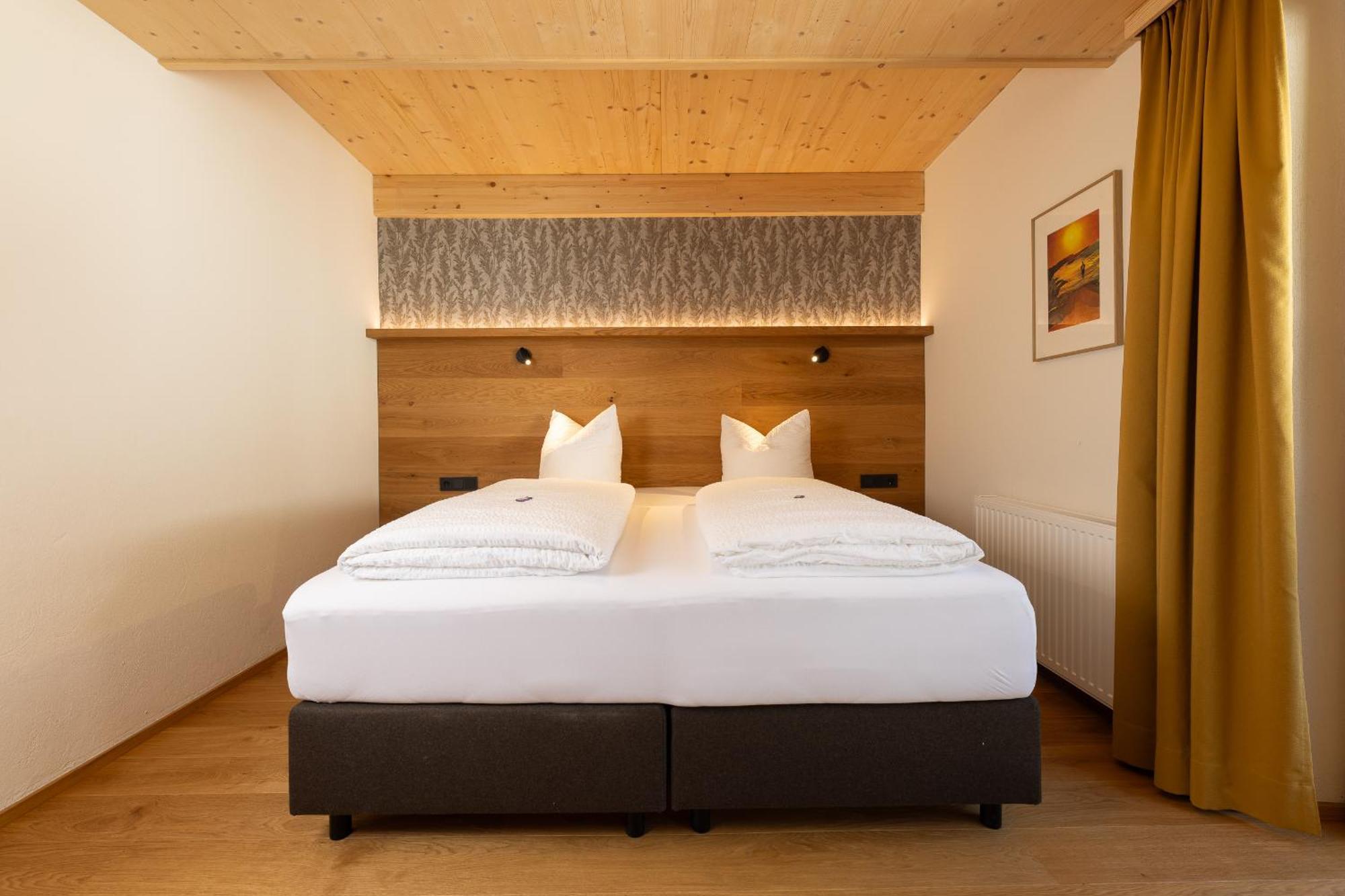 Pension Gulla - Ferienhaus Appartements B&B Neustift im Stubaital Ngoại thất bức ảnh